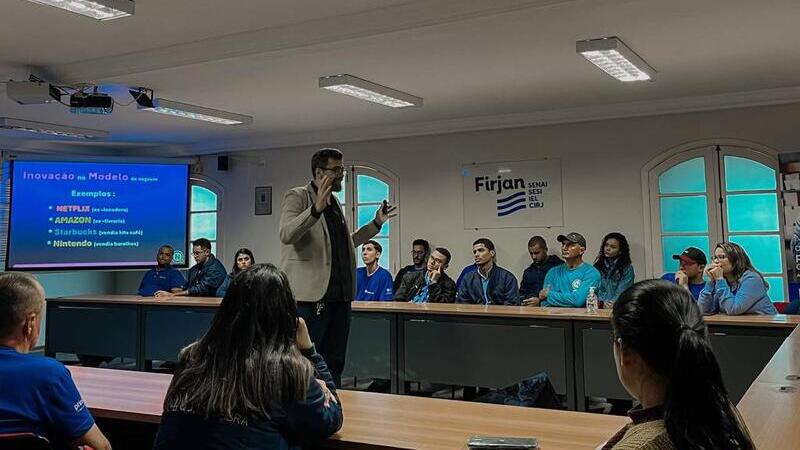 Palestra sobre inovação na QUICK